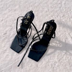 black wrap up 4” heels